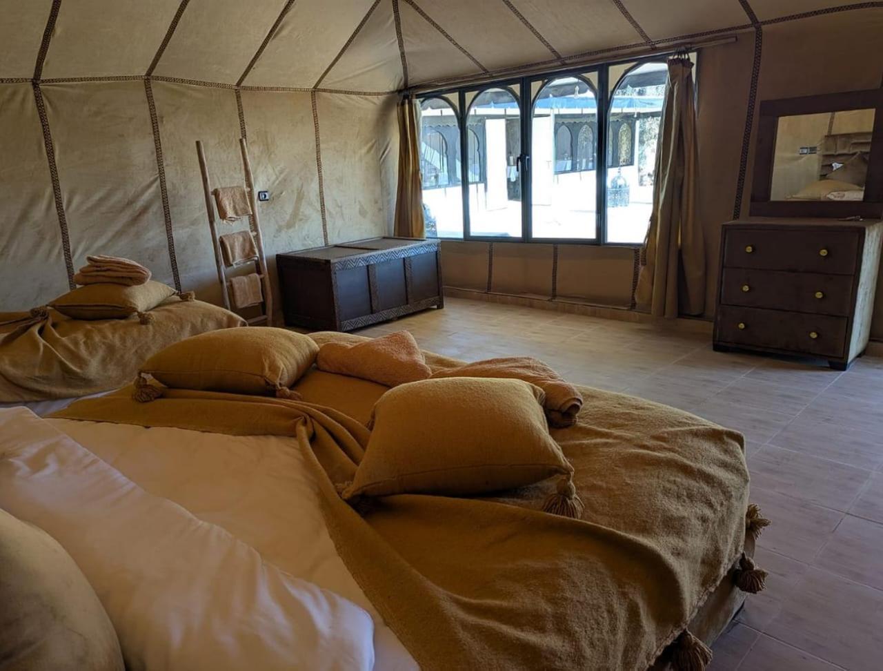 Unique Sahara Camp Hotel Merzouga Exterior foto